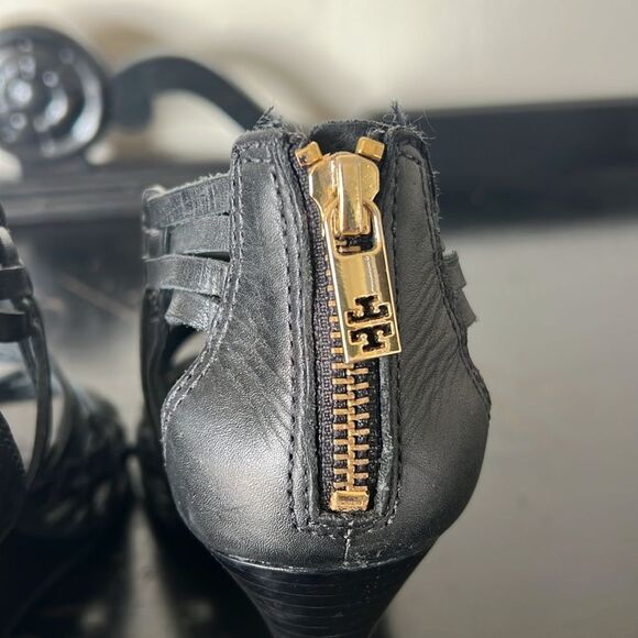 Tory Burch Tevray Wedge Sandals - Picture 8 of 12